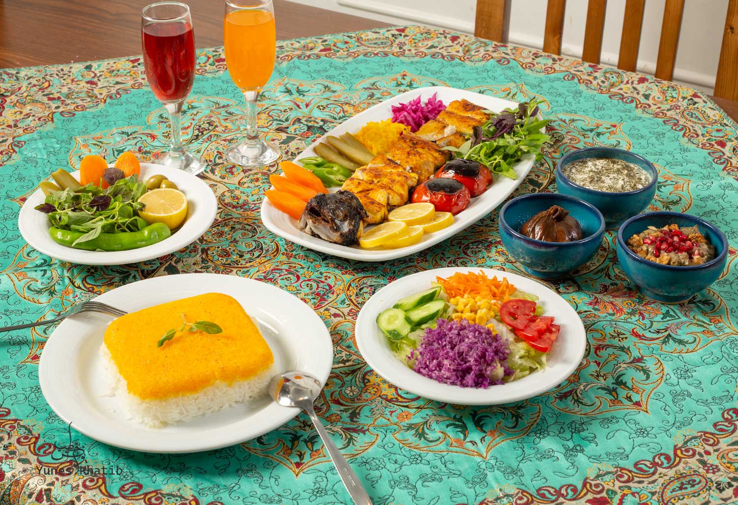 عکاسی میزغذا ماهی کبابی در تهران