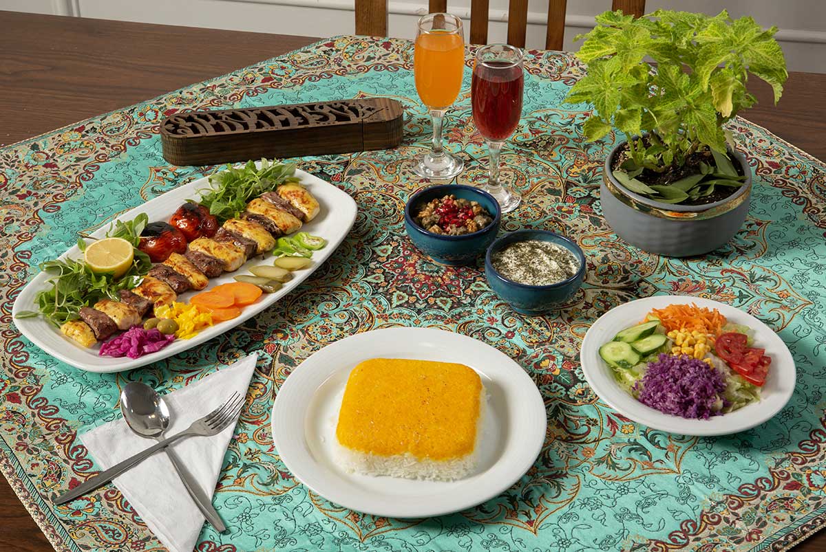 کباب بختیاری و کته