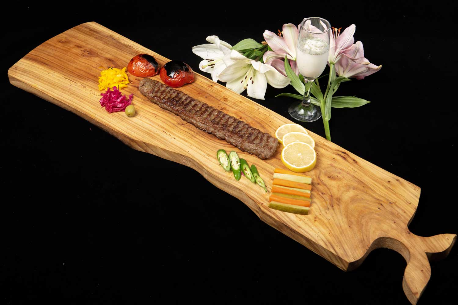 کباب کوبیده روی تخته