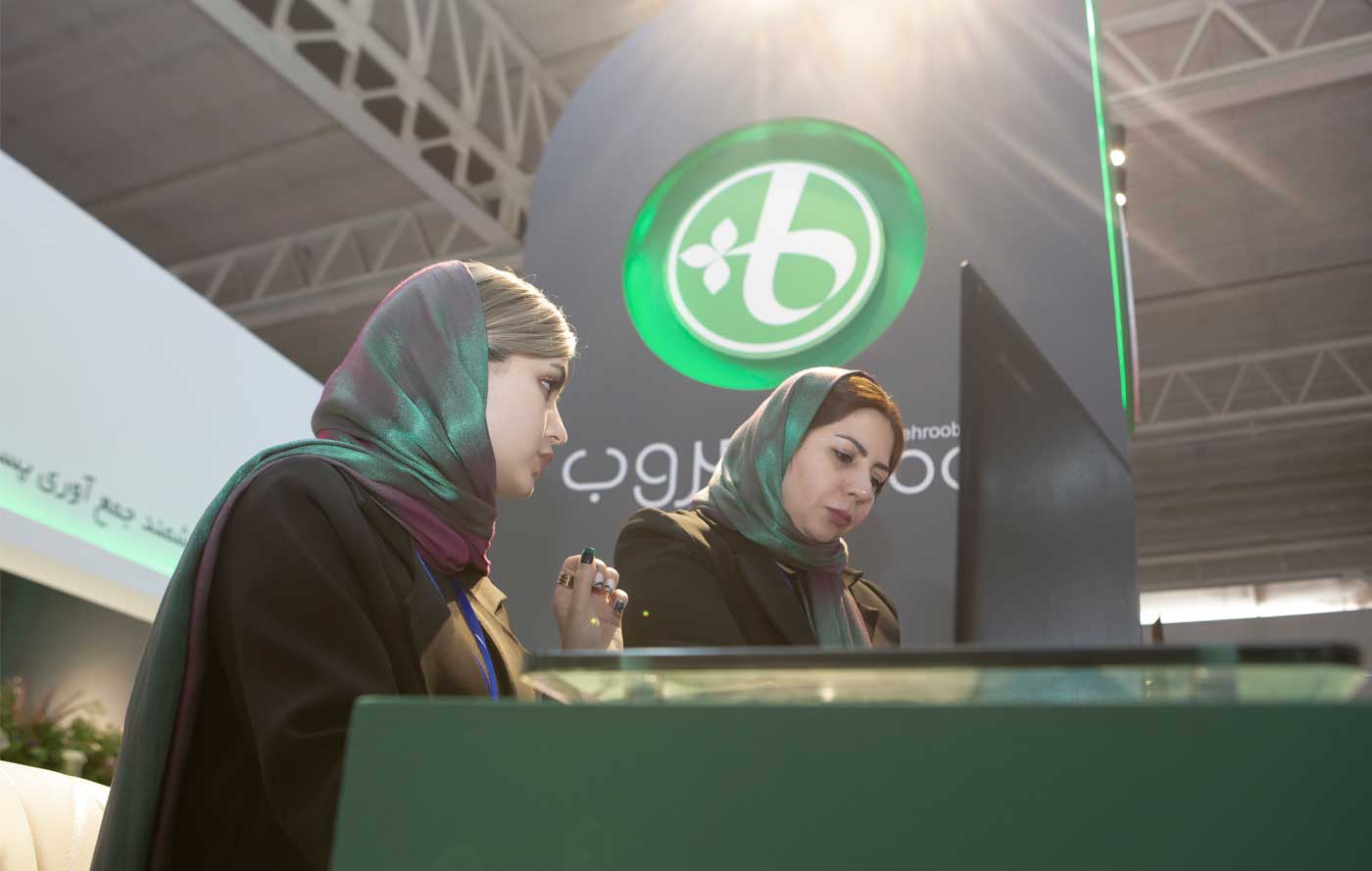 عکاسی تیم روابط عمومی
