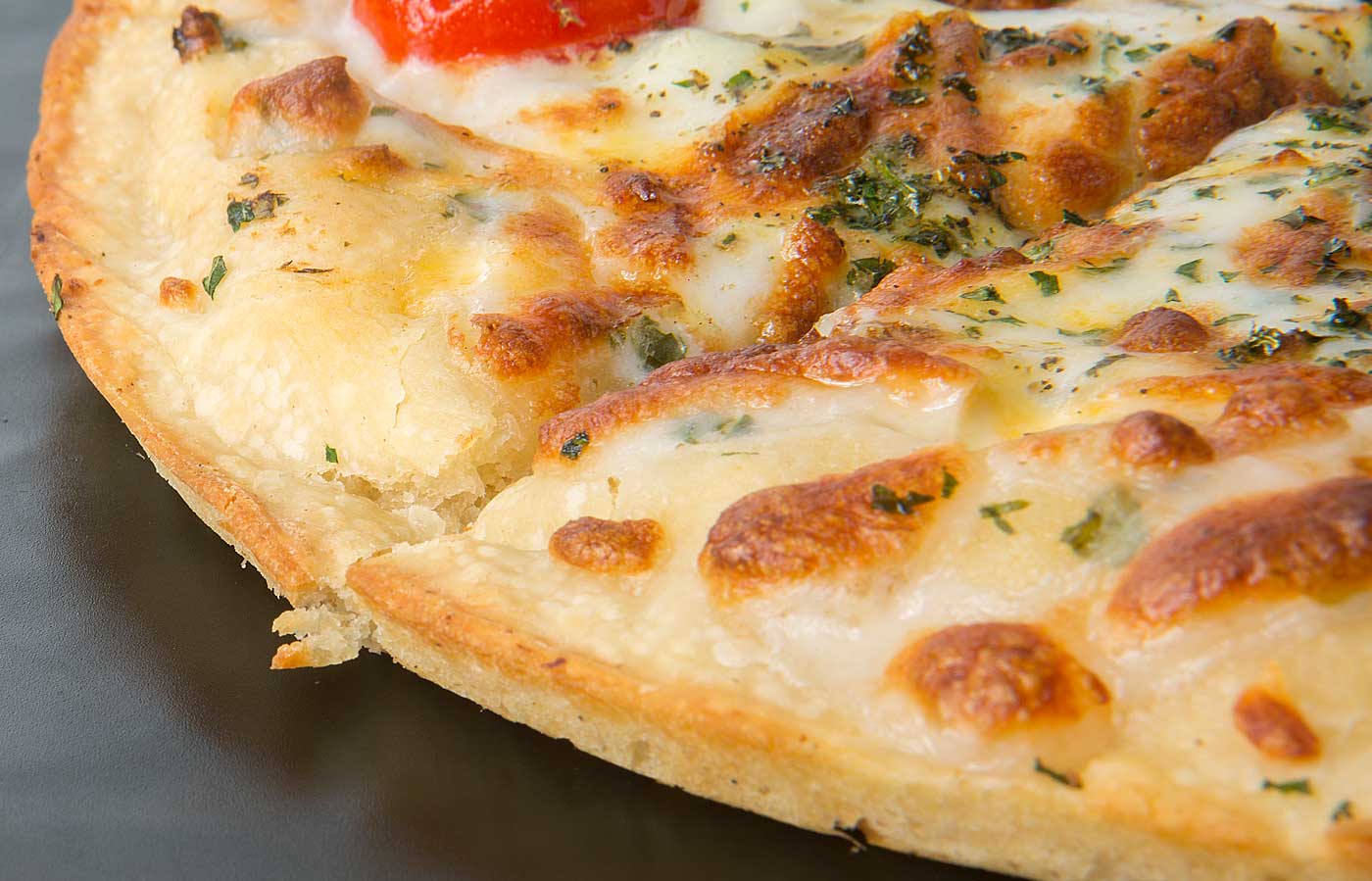 عکاسی لبه نان پیتزا